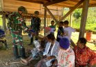 Anjangsana ke Kampung Denom, Satgas Yonif 734/SNS Perkuat Silaturahmi dengan Warga