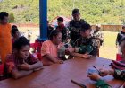 Satgas Yonif 734/SNS Bersama Apkam Bantu Kesehatan Warga Oksibil